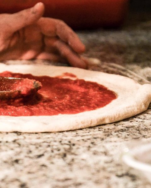 Il pomodoro steso col cucchiaio